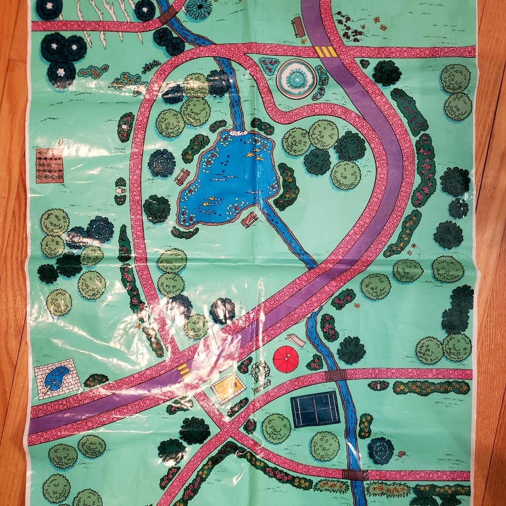 💕3/$20 CLOSET CLEAROUT Pollypocket Pollyville Playmat